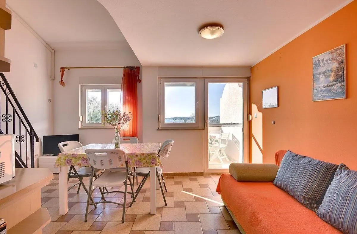 Apartment Stela Μεντουλίν