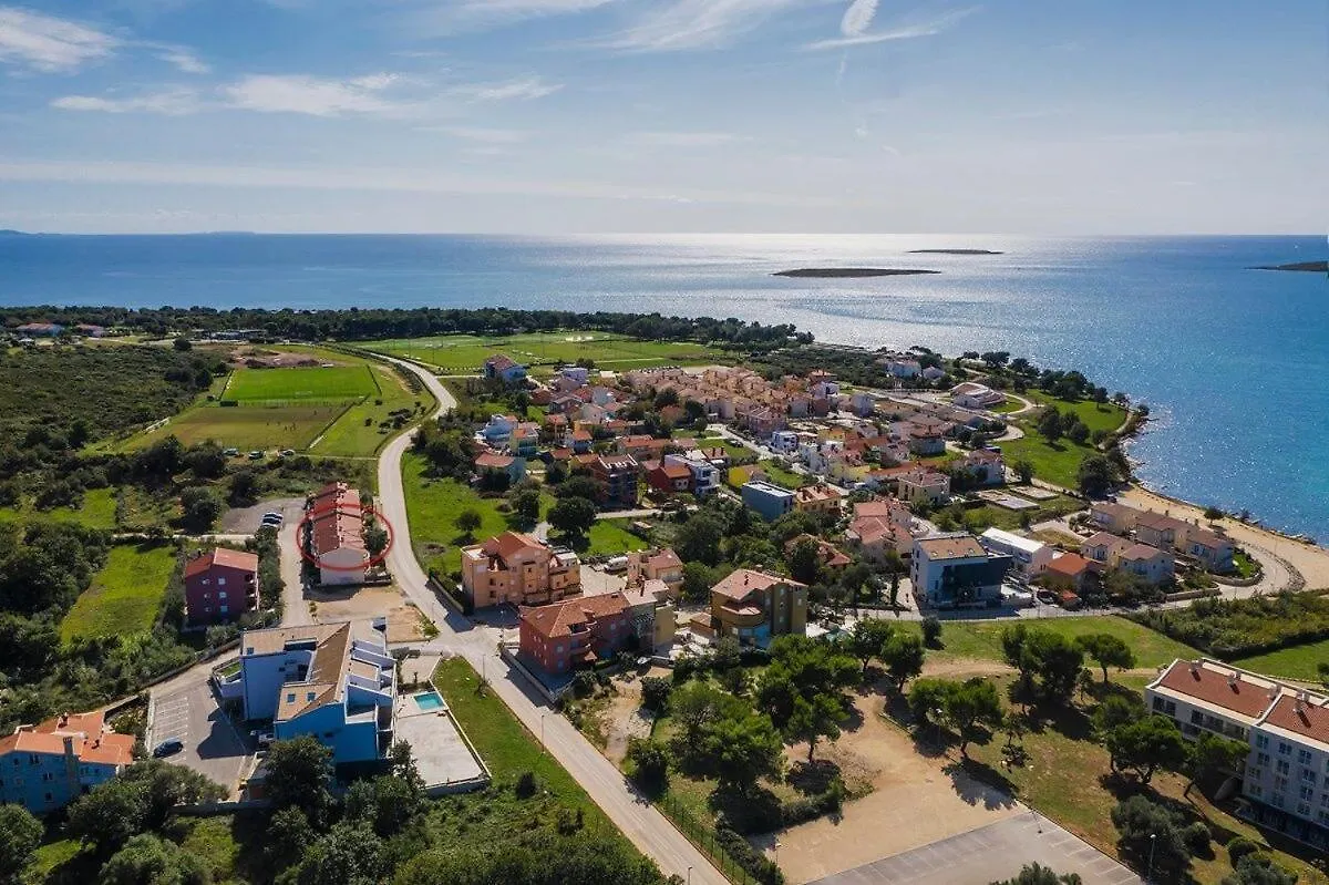 Apartment Stela Μεντουλίν