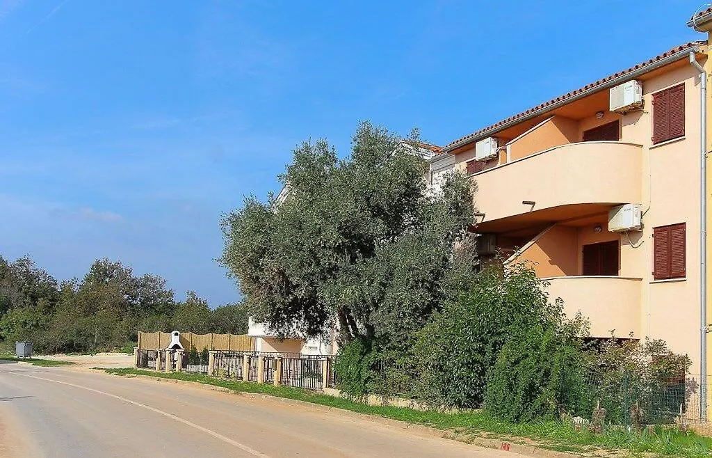 Apartment Stela Medulin 0*,